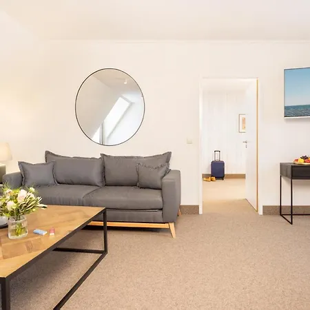 Apart Otel Maakt Stralsund